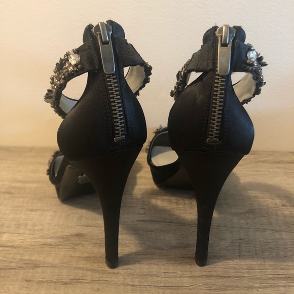 Black, Vera Wang Platform Sandal with Ankle Strap - Picture 3 of 4
